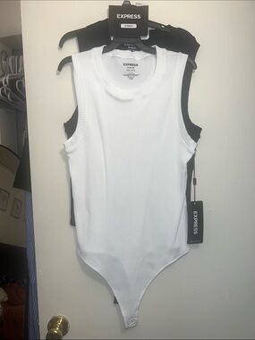 Express Ribbed Sleeveless Bodysuit Set in White & Black